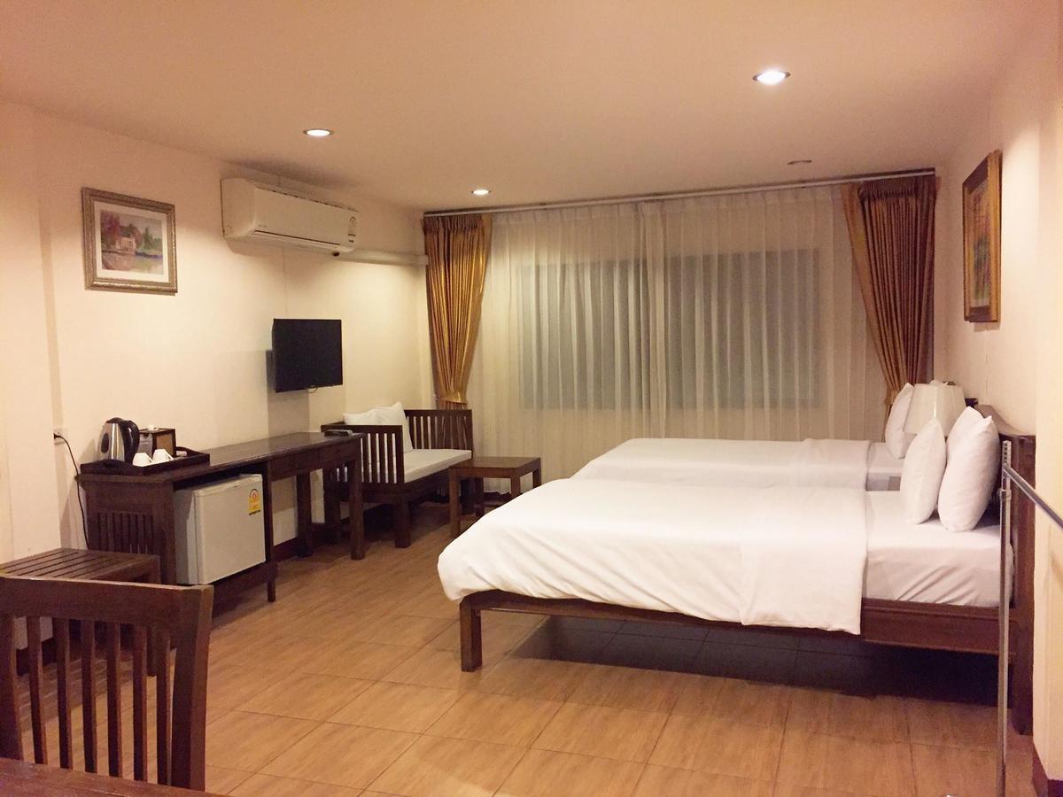 Chan Chiangmai House Couette-café Chiang Mai